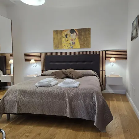Lägenhet Luxury Apartament's Celso- Palermo